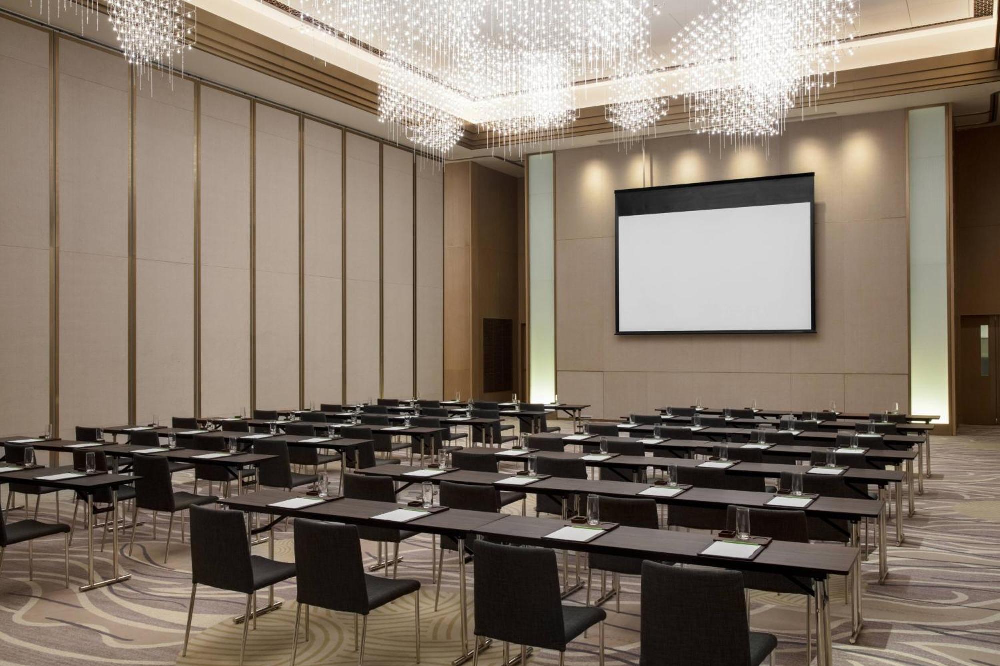 Courtyard By Marriott Xi'An North Hotel Exterior photo