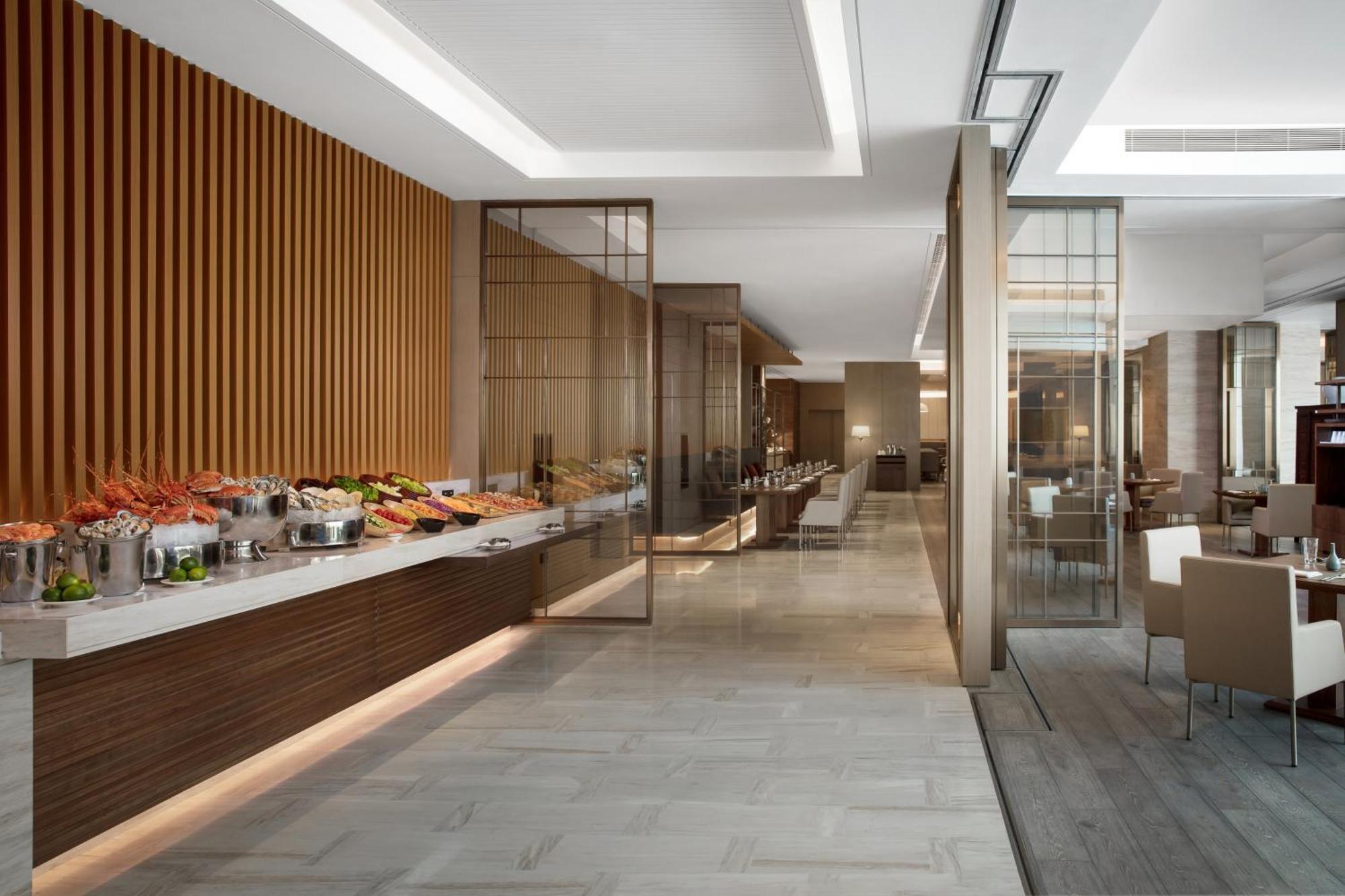 Courtyard By Marriott Xi'An North Hotel Exterior photo
